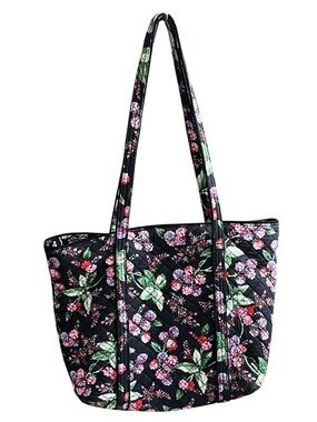 Vera Bradley Winter Berry Shoulder Tote Bag Large Quilted Travel Bag Retired